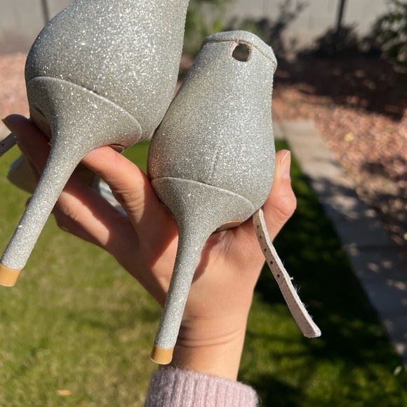 STUART WEITZMAN Nudistcurve Glitter High-Heel Sandals 9 - Picture 5 of 13